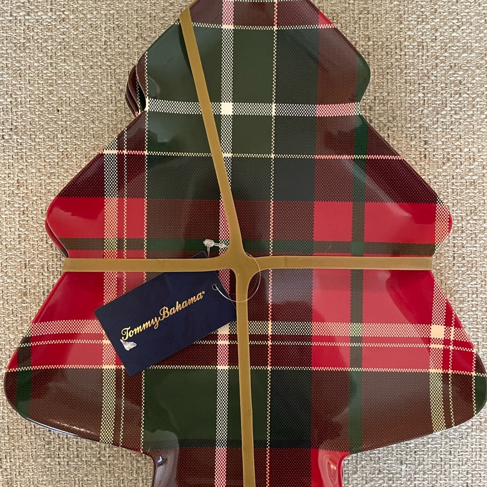 4 Tommy Bahama Tartan Plaid Christmas Tree Serving Trays